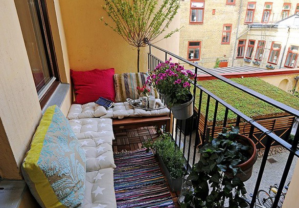 luxury balcony designs for terraced houses by royer and thirion Luxury Balcony Designs For Terraced Houses By Royer and Thirion 