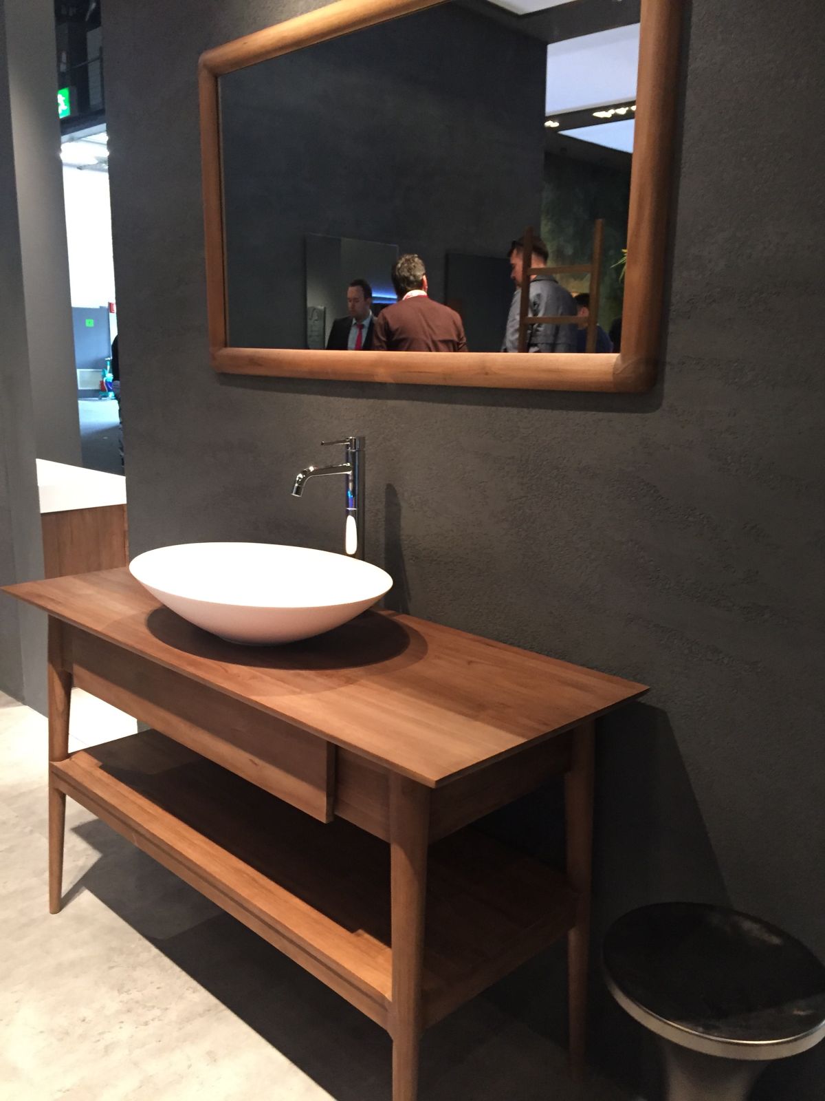 Vanity like a table for bathroom