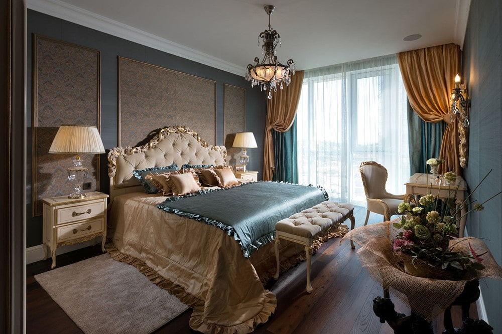 Серо-золотая спальня в стиле классики