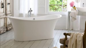 Какая ванна лучше — акриловая или чугунная?