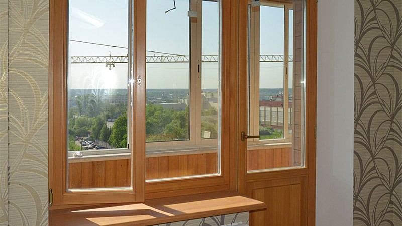 балконные двери деревянные фото