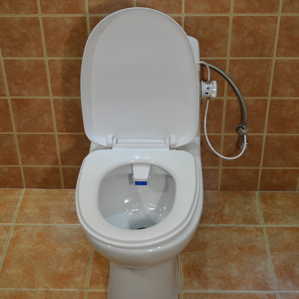 Гигиенический душ, встроенный в сиденье