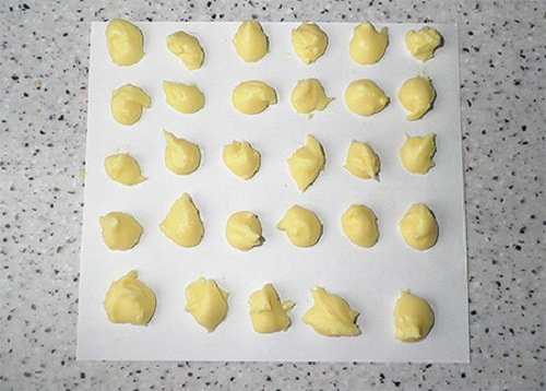 Бура с картофельным пюре и яйцом Бура с картофельным пюре и яйцом