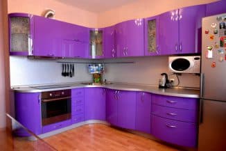 кухня в ярких красках