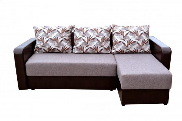 Угловой диван с начинкой из пенополиуретана