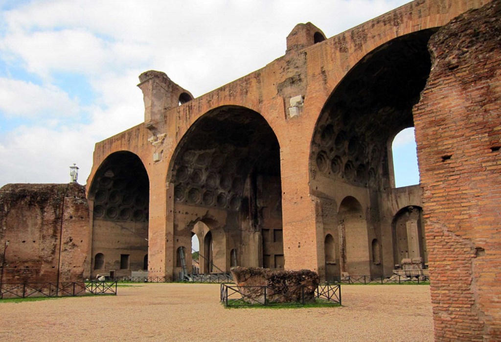 Подпорная арка элемент готической архитектуры