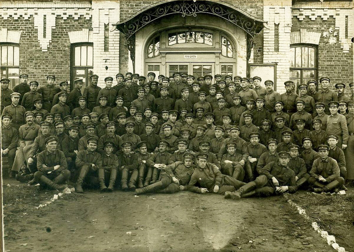 Саратовская школа переподготовки командиров 1929