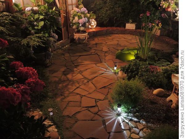 Подсветка в саду