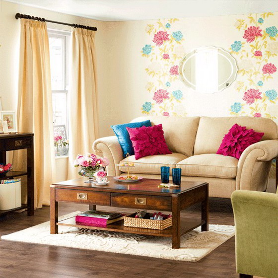 Happy-Flowers-Wallpaper-in-Small-Modern-Living-Room