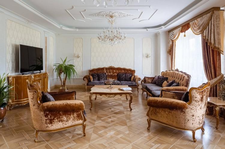 Обои для гостиной в классическом стиле