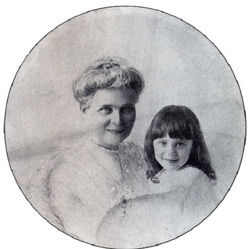 Княгиня Зинаида Николаевна Юсупова с внучкой Ириной