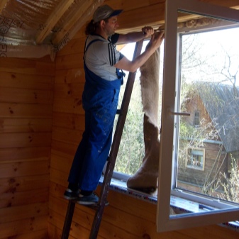 Особенности установки пластиковых окон в деревянном доме