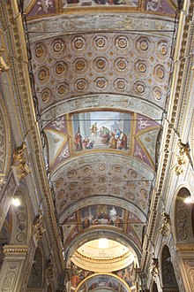 Savona Cathedral barrel vault.jpg