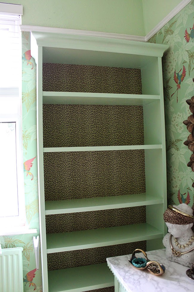 Dressing Room Mini-Makeover: My Ikea Billy Bookcase Hack! I
